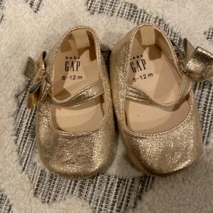 Gold baby dress shoes